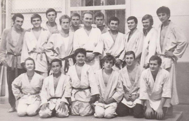 szabo-miklos-2 Vezetőedzőnk: Szabó Miklós